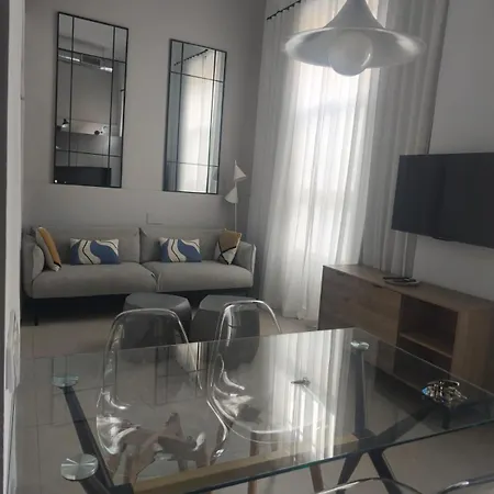 Luxury Loft Carreteria דירה מאלגה